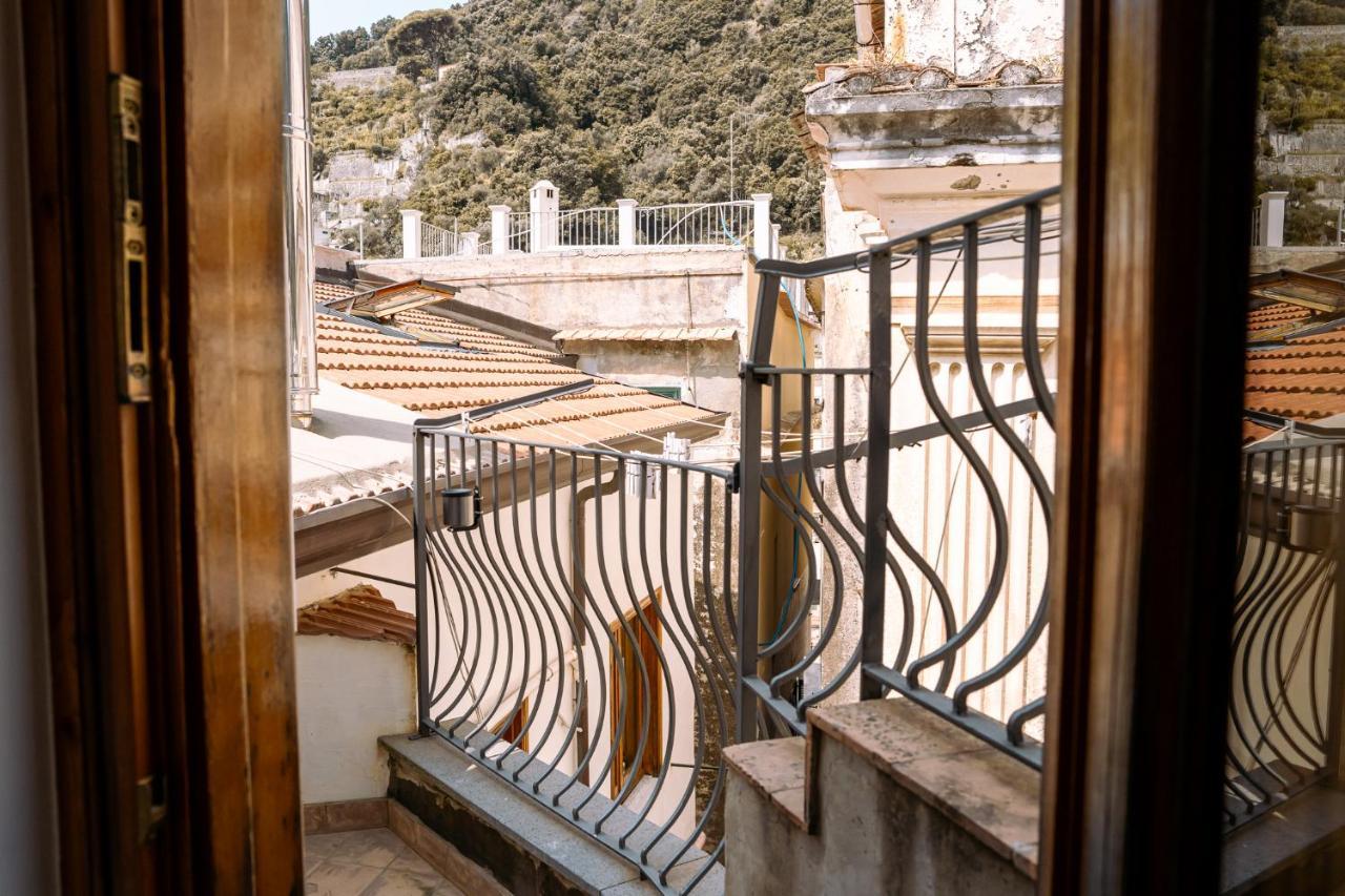 Residenza Ester Amalfi Exteriör bild