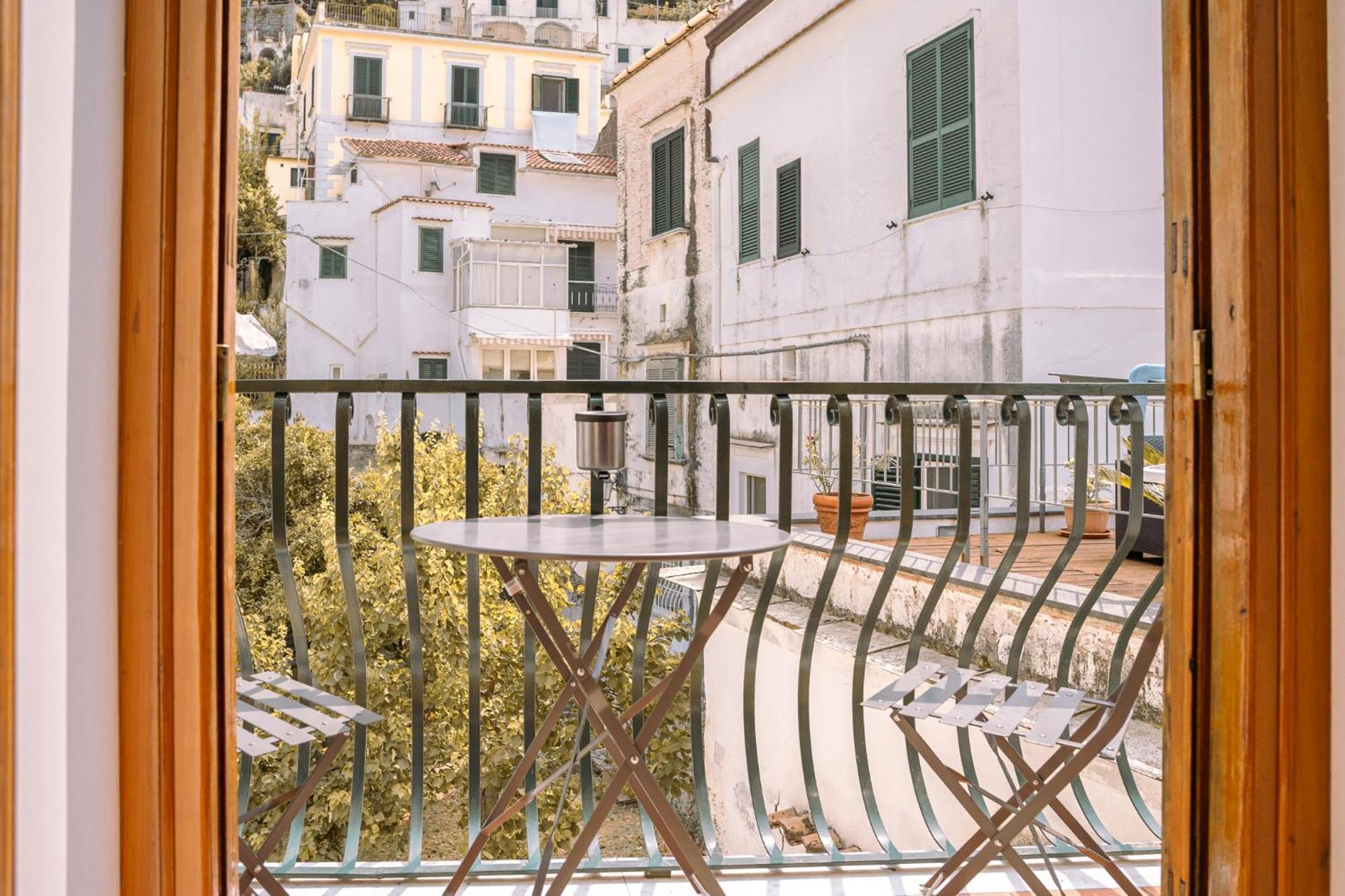 Residenza Ester Amalfi Exteriör bild